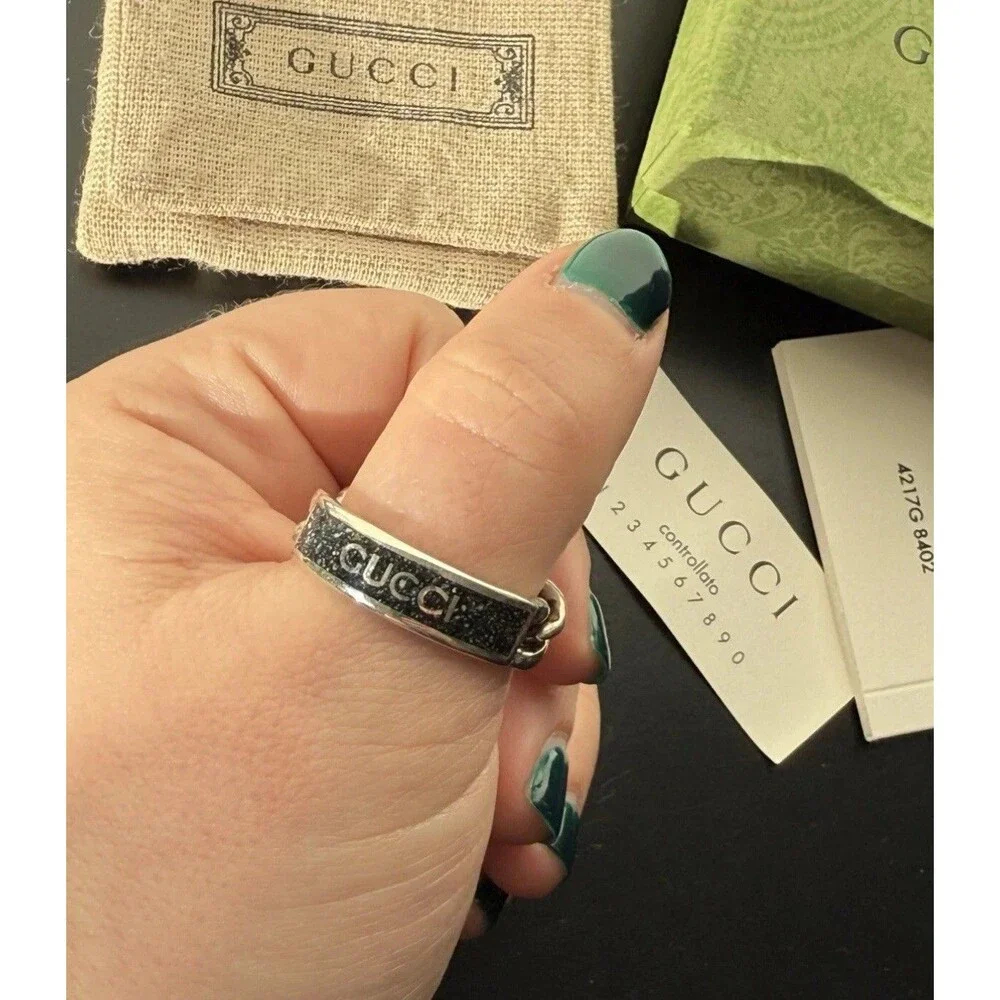 Gucci Logo Sterling Silver & Enamel Plaque Chain Ring Unisex Size IT25 US 11 NEW